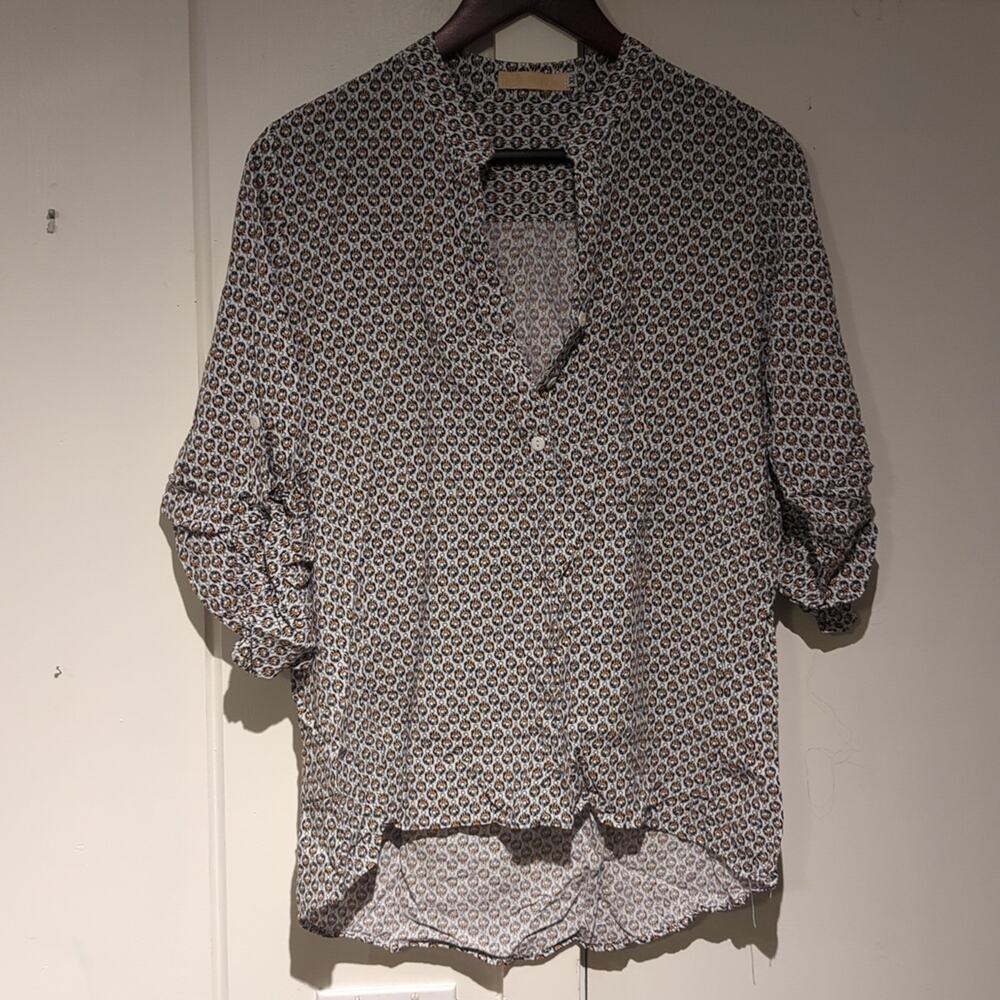 VicVia 3/4 sleeve patterned tunic style top size XL